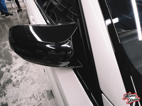 BMW 5 G30. Оклейка крыши и оптики_2
