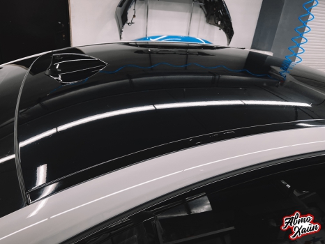 BMW 5 G30. Оклейка крыши и оптики_7