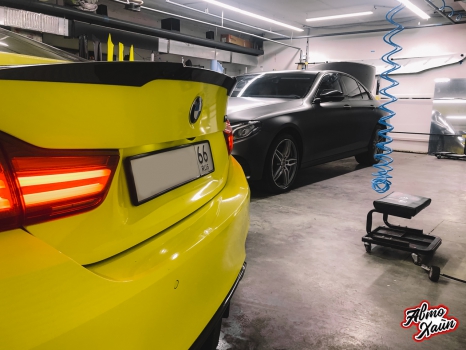 BMW M4. Оклейка виниловой пленкой_1