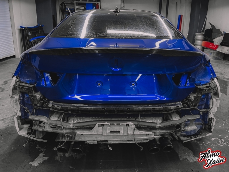 BMW M4. Оклейка виниловой пленкой_3