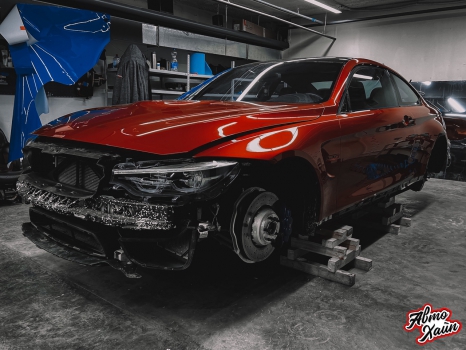 BMW M4. Оклейка кузова виниловой пленкой_3