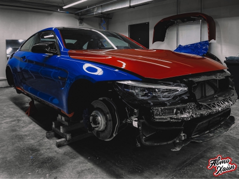 BMW M4. Оклейка кузова виниловой пленкой_4