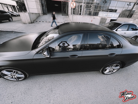 Mercedes-Benz E-class. Оклейка пленкой_8