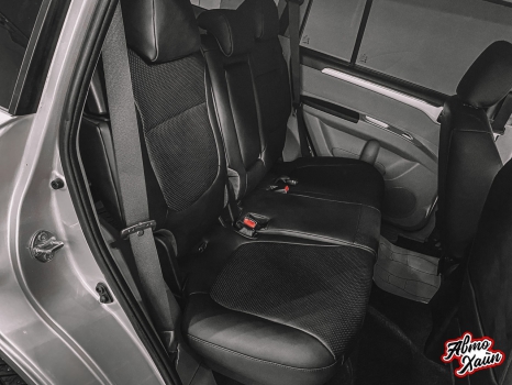 Mitsubishi Pajero. Перетяжка салона, антихром_4