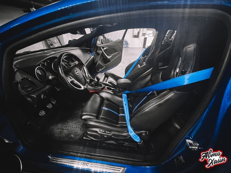 Opel Astra OPC. Замена ремней безопасности_3