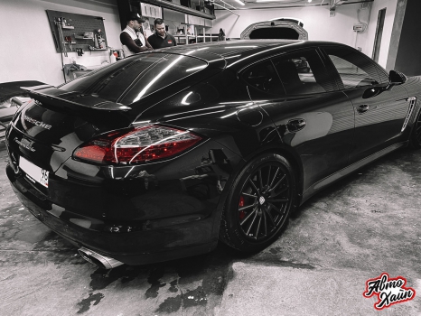 Porsche Panamera. Оклейка оптики, антихром. _5