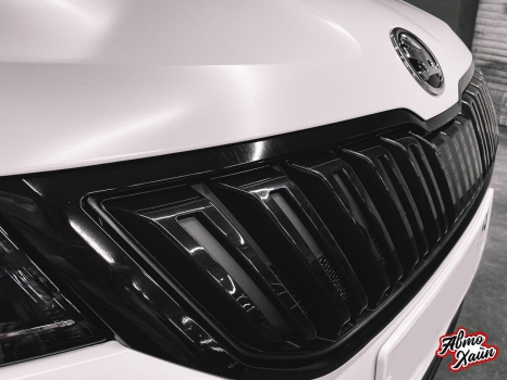 Škoda Karoq.  Оклейка пленкой_9