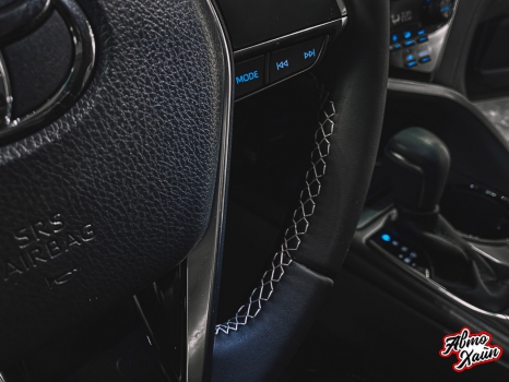 Toyota Camry. Перетяжка руля и сидений_3