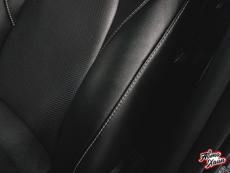 Toyota Camry. Перетяжка руля и сидений_6