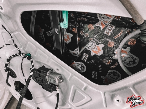 Volkswagen Tiguan. Комплексная шумоизоляция_7